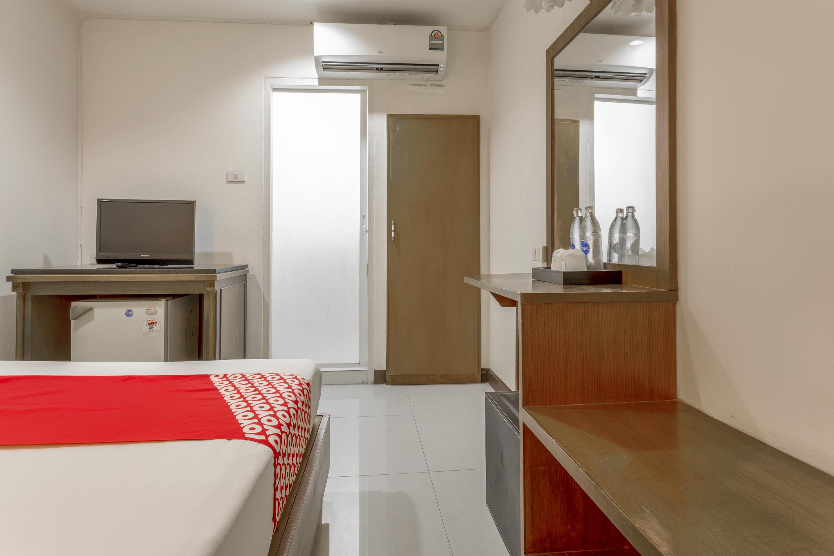 Super Oyo 1096 Winner Inn Hotel Csiangmaj Kültér fotó